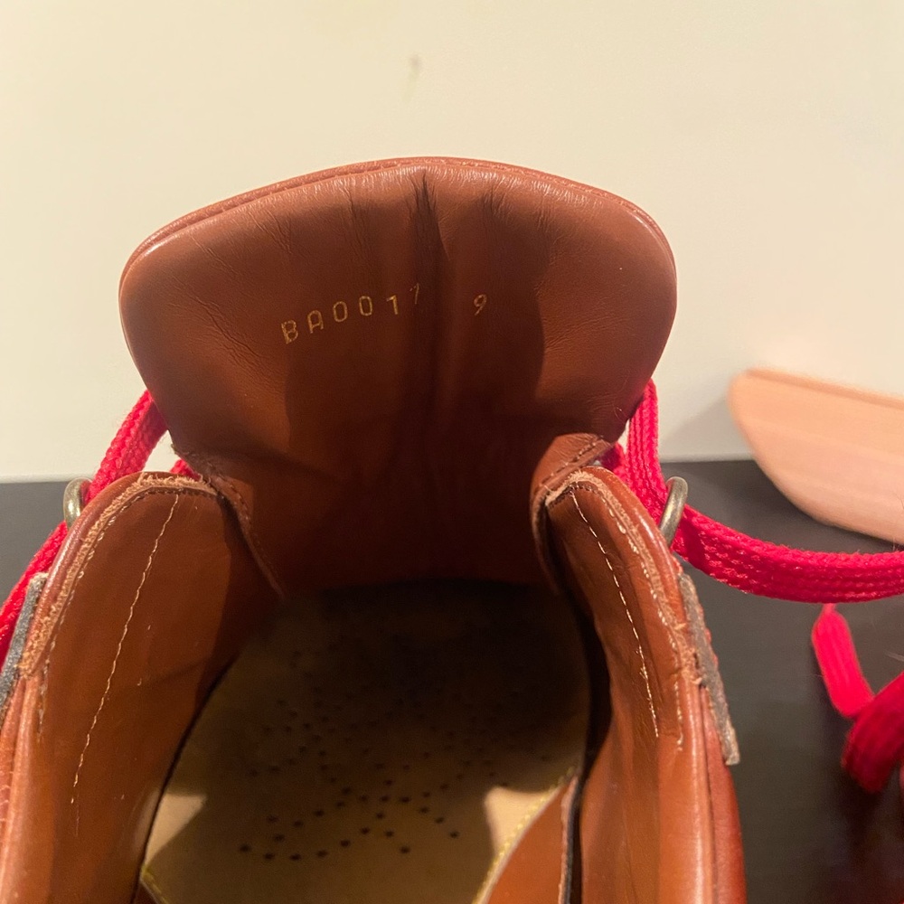 Rare Louis Vuitton Men’s Sneakers - Picture 7 of 11